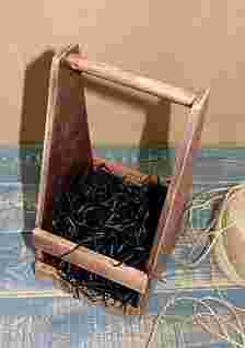 Ящик деревянный с ручкой 15*14*30 см