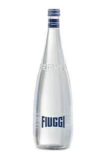Вода минеральная газированная для лечения почек FIUGGI Natural (Фьюджи)